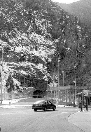 noradentrance6-3277267