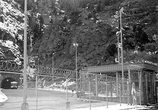 noradentrance5-4767779